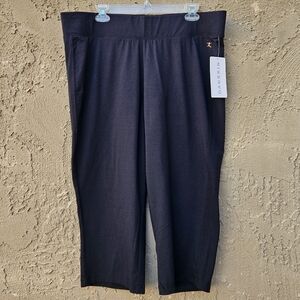 Danskin Black Yoga Crop Pants